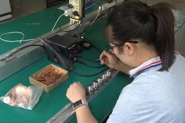 Zhengzhou Hengliang Tech Co., Ltd. 공장 생산 라인